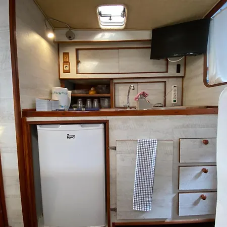 船屋 Barca Boat&breakfast 科拉雷侯